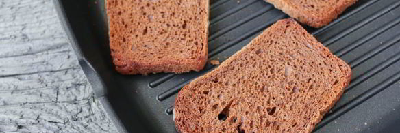 бутерброды с шпротами