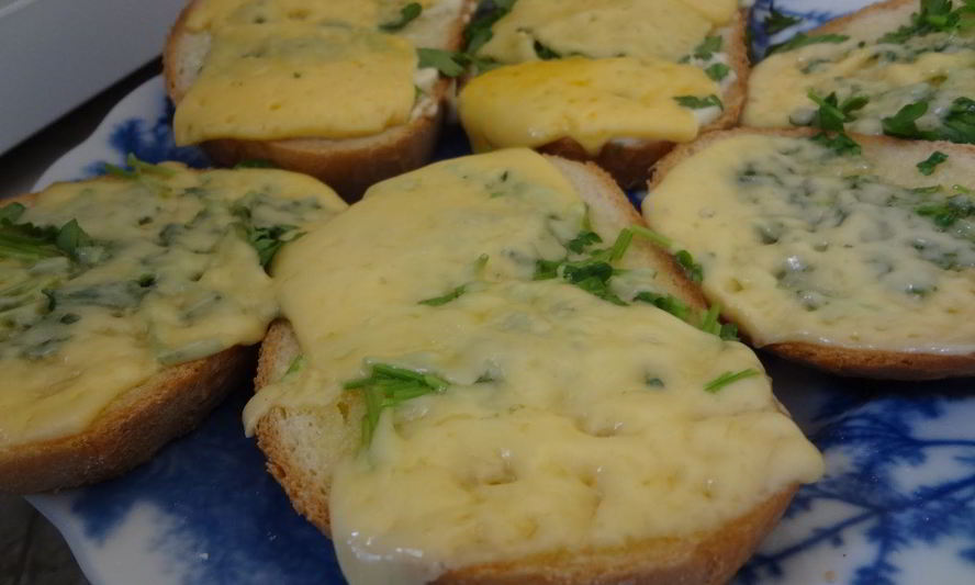 Рецепт бутербродов с сыром в микроволновке