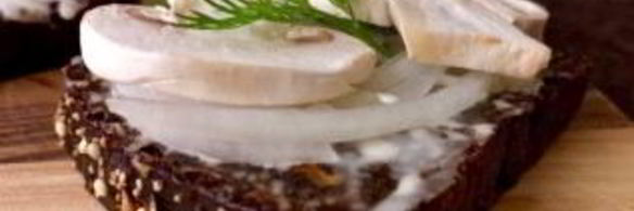 бутерброды с сырыми шампиньонами