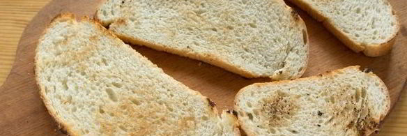 бутерброды с яичницей-болтуньей