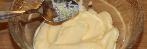 бутерброды со шпротами