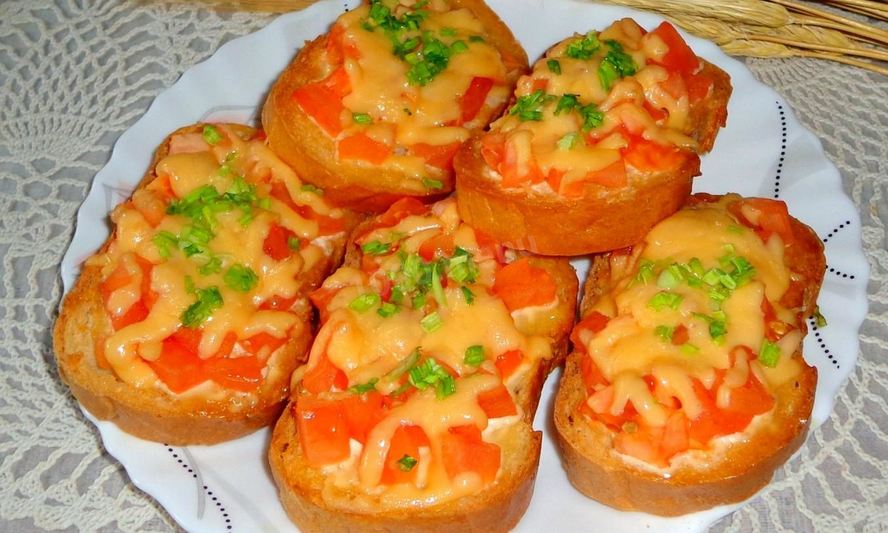 Рецепт бутербродов в духовке с помидорами