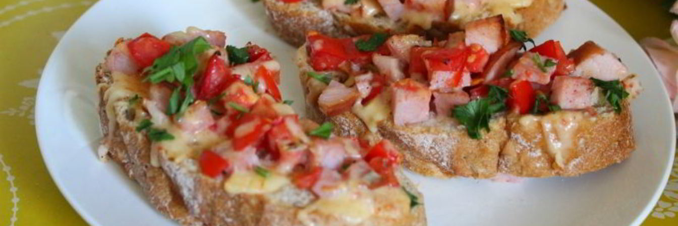 Горячие бутерброды к завтраку