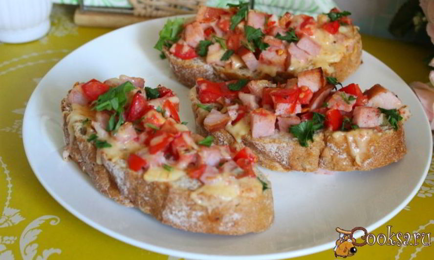 Рецепт горячих бутербродов к завтраку