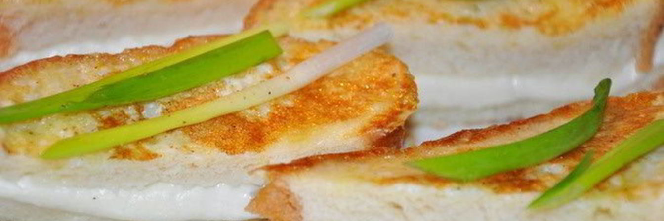 Горячие бутерброды с моцареллой