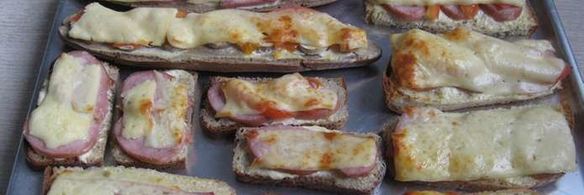 горячие бутерброды в духовке