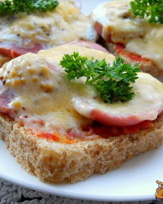 Горячие бутерброды за 2 минуты в микроволновке