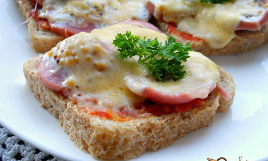 Рецепт горячих бутербродов за 2 минуты в микроволновке