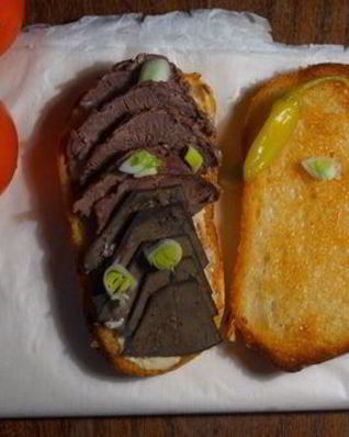 Горячий бутерброд с ливером