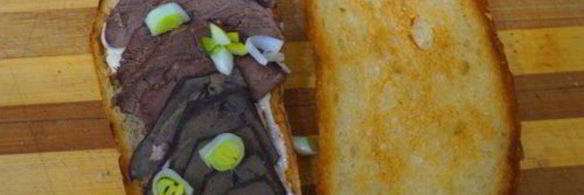 горячий бутерброд с ливером