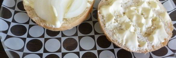 горячий бутерброд с шампиньонами