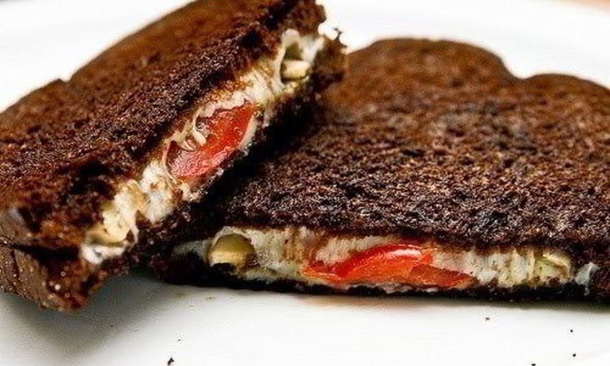 Рецепт итальянского бутерброда с сыром и грибами