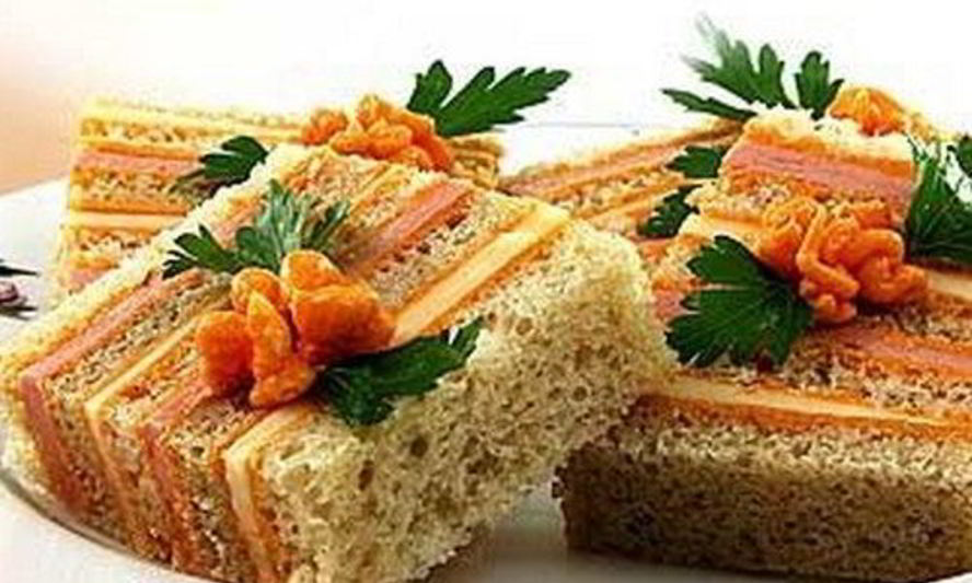 Рецепт оригинального полосатого бутерброда