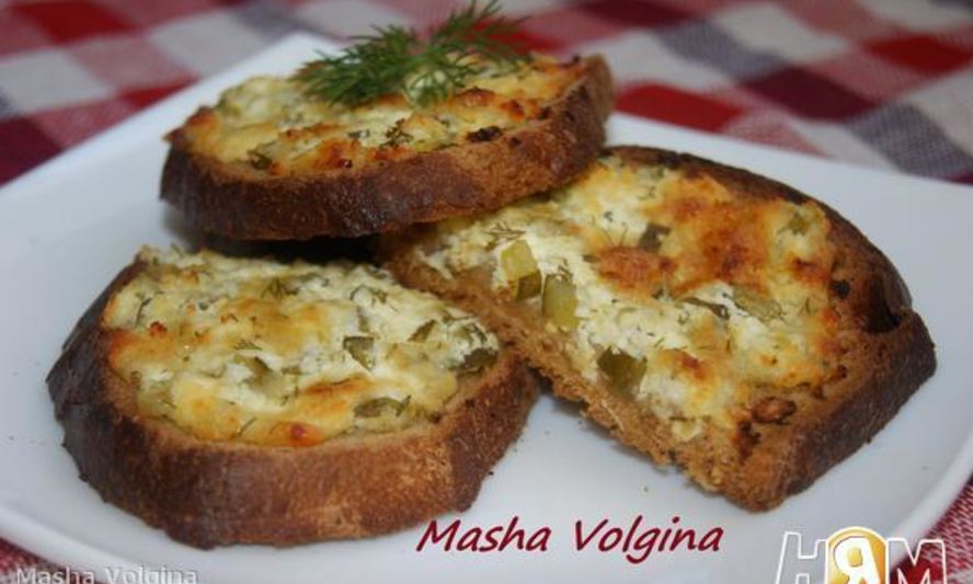 Рецепт творожных бутербродов с огурцом и зеленью