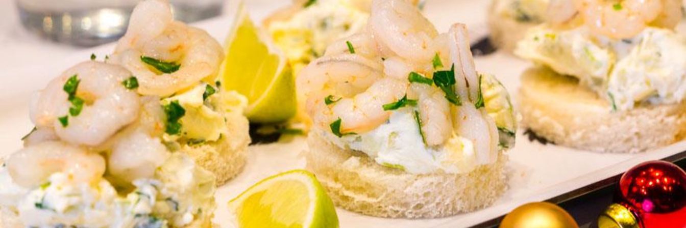 Канапе с креветками