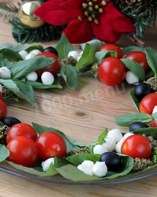 Капрезе с моцареллой