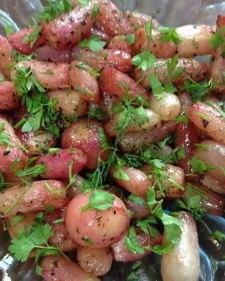 Карамелизованный жареный редис