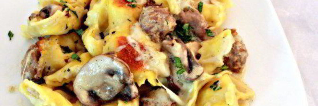 Колбаса с грибами и тортеллини