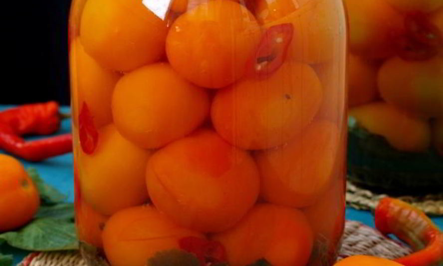 Рецепт маринованных желтых помидоров с острым перцем