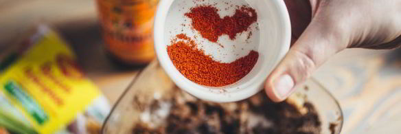 новогодняя закуска на крекерах