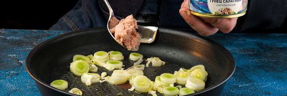 ароматная фриттата с тунцом