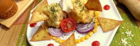 быстрый омлет из микроволновки с чипсами