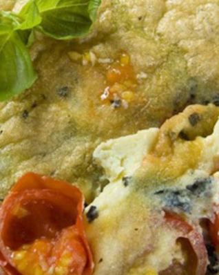 Фриттата с помидорами и базиликом