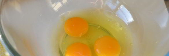 омлет с беконом в формочках