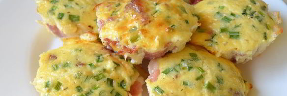 омлет с беконом в формочках