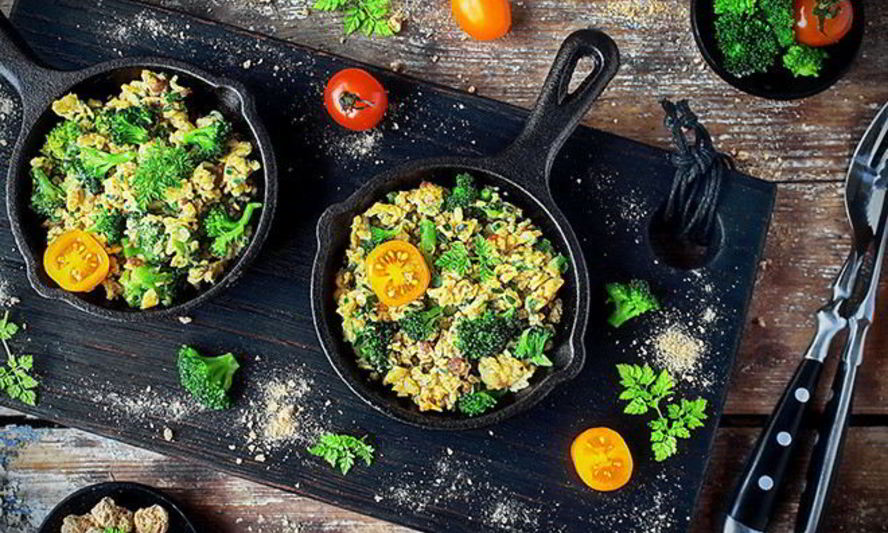 Рецепт омлета с брокколи и шнитт-луком