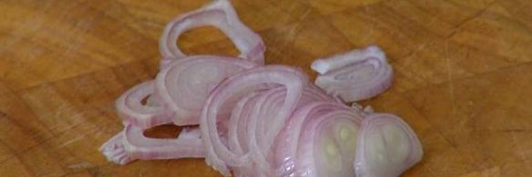 омлет с грибами, руколой и голубым сыром