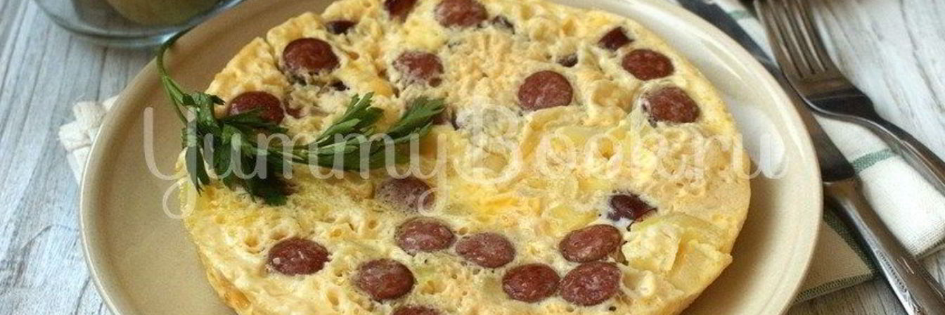 Омлет с колбасками в мультиварке