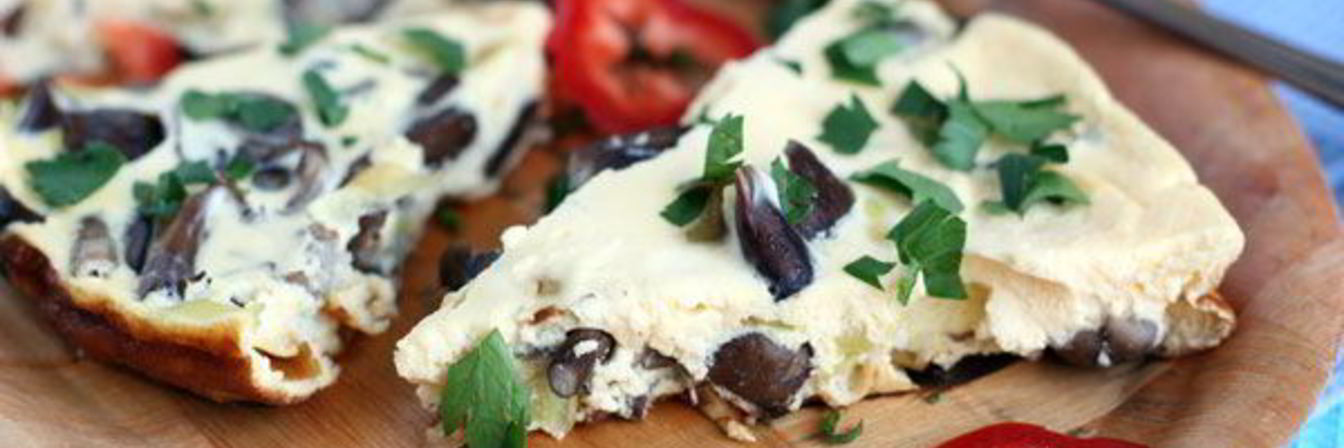 Омлет с опятами