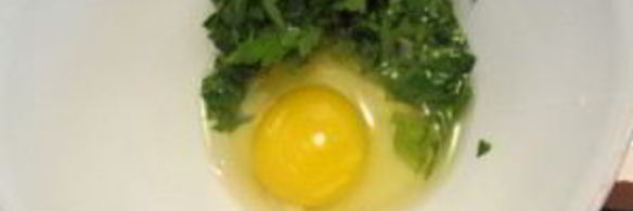 омлет с петрушкой и зеленым луком