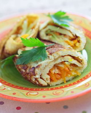 Омлет с помидорами и сельдереем