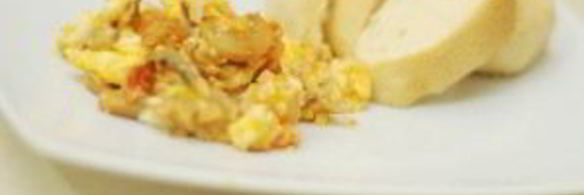 омлет с шампиньонами и помидорами