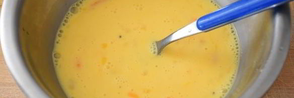 омлет с ветчиной и помидорами