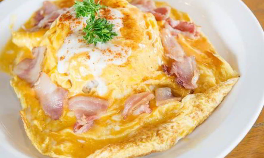 Рецепт омлета с ветчиной и рисом