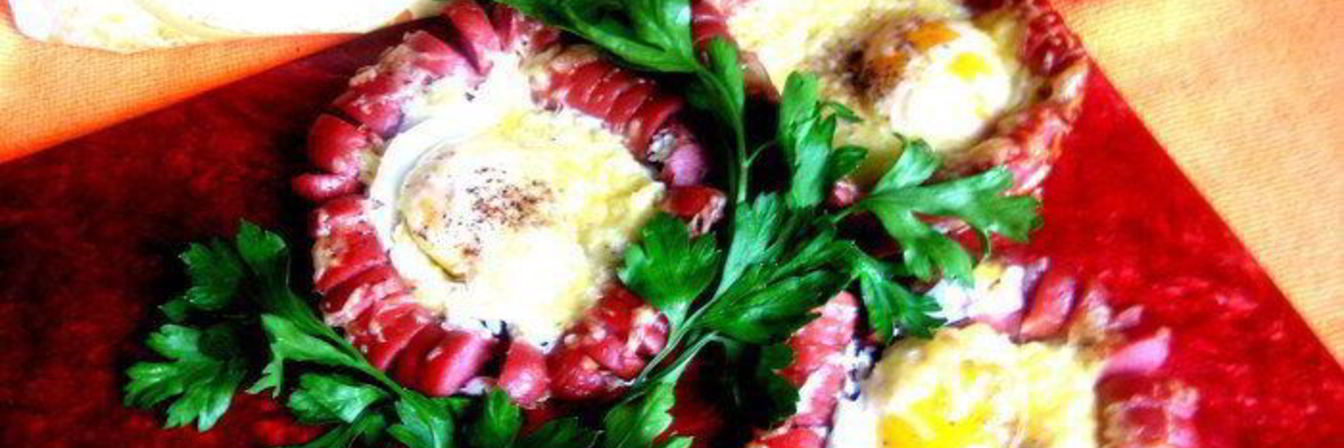 Омлетный цветочек под сыром Джюгас