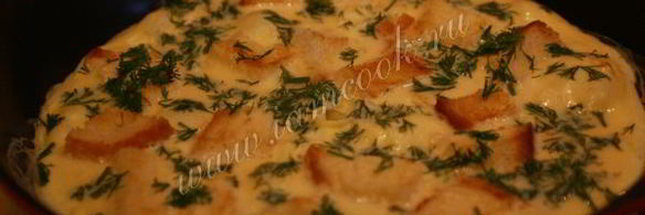 пышный омлет с гренками