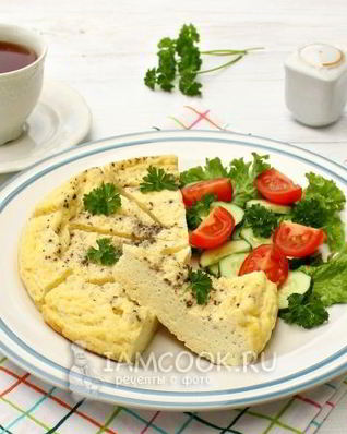 Пышный омлет в мультиварке