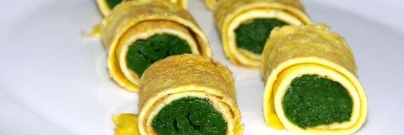 японский ролл-омлет со шпинатом