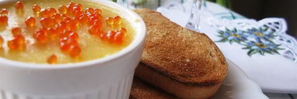 паштет из семги с красной икрой и вином