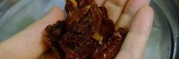 паста из бразильских орехов и сушеных помидоров