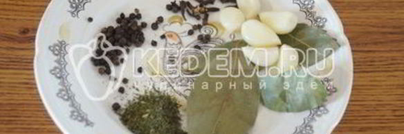 помидоры с луком и маслом на зиму