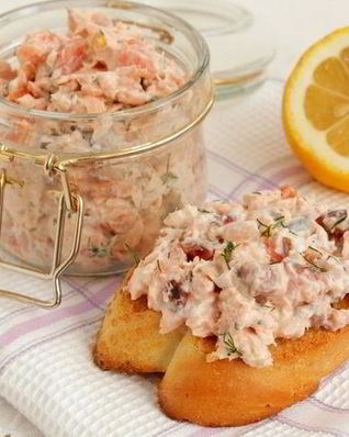 Рийет из лосося с миндалем