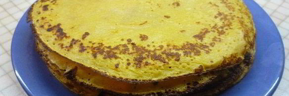 блинные рулетики из тыквы с копченостями и йогуртом