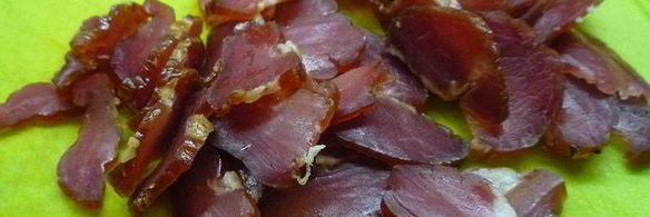 блинные рулетики из тыквы с копченостями и йогуртом