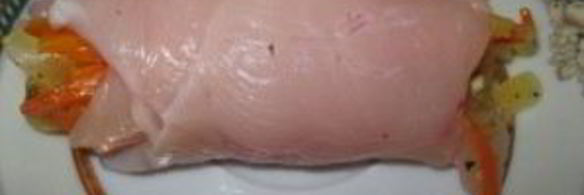 куриный рулет с овощами