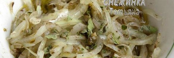 куриный рулет со спаржевой фасолью, яйцом и сыром джюгас